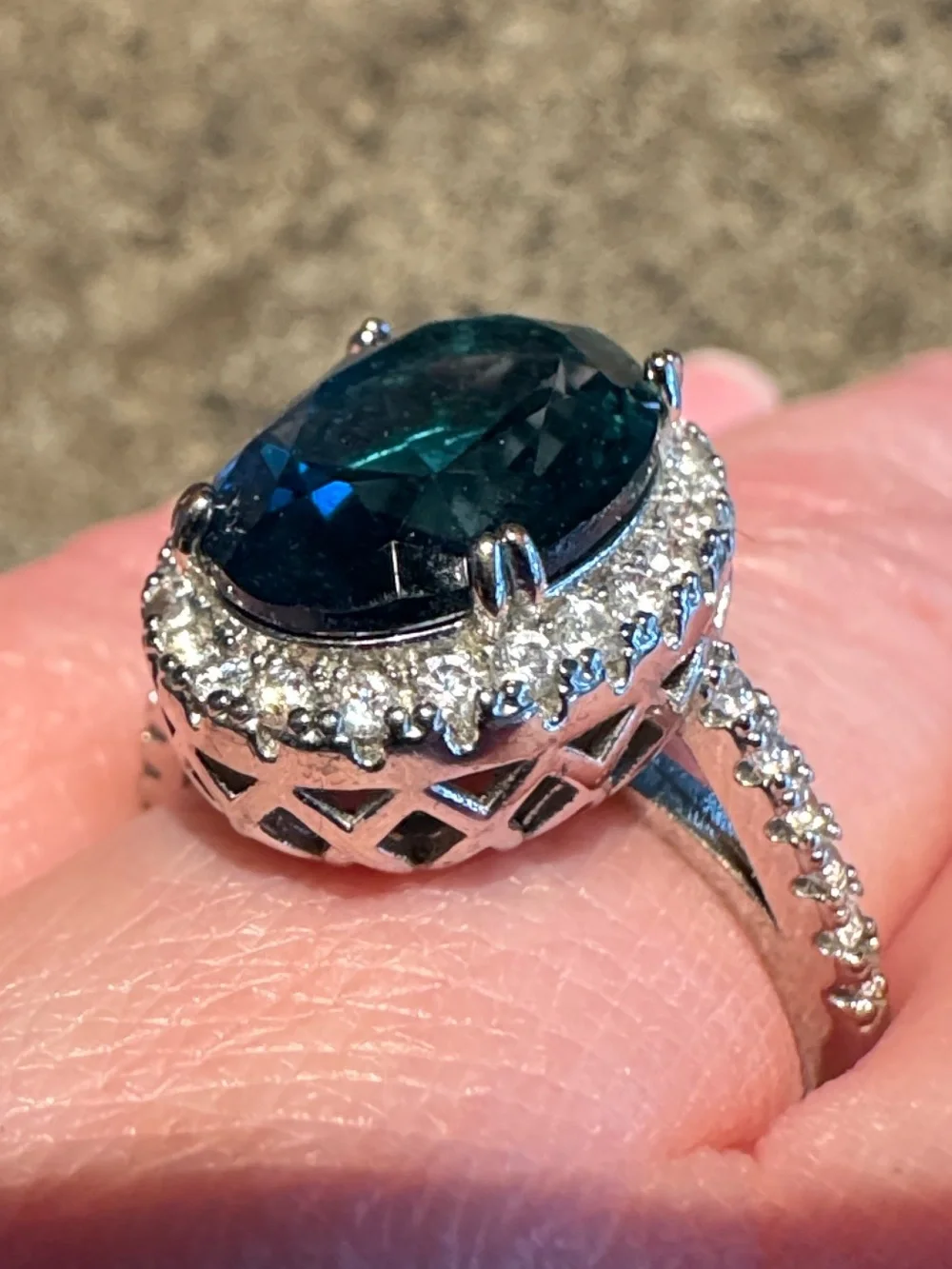 Princess Diana Style .925 Sterling Silver IBlue Topaz Oval Halo Ring 10